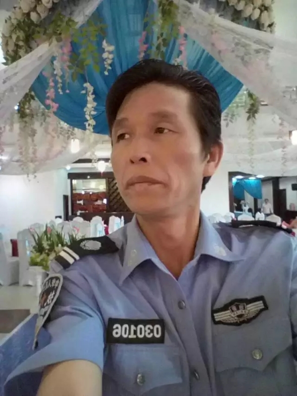 卧窗听雨的第二张照片--上饶相亲服务中心