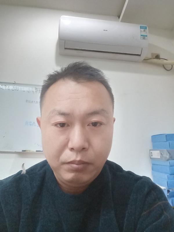 寻找另一半的第一张照片--上饶相亲服务中心