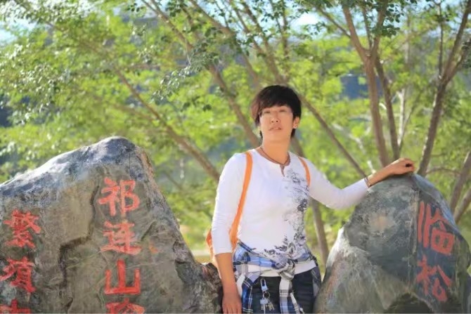 弱水河边青春草的第一张照片--上饶相亲服务中心