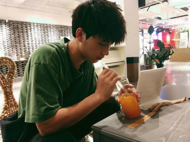 一花一世界的第一张照片--上饶相亲服务中心