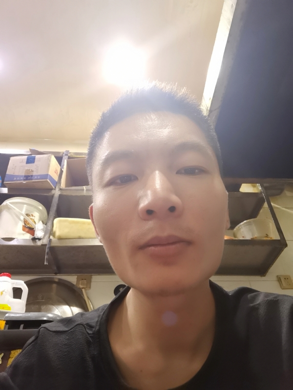 邹先生的第一张照片--上饶相亲服务中心