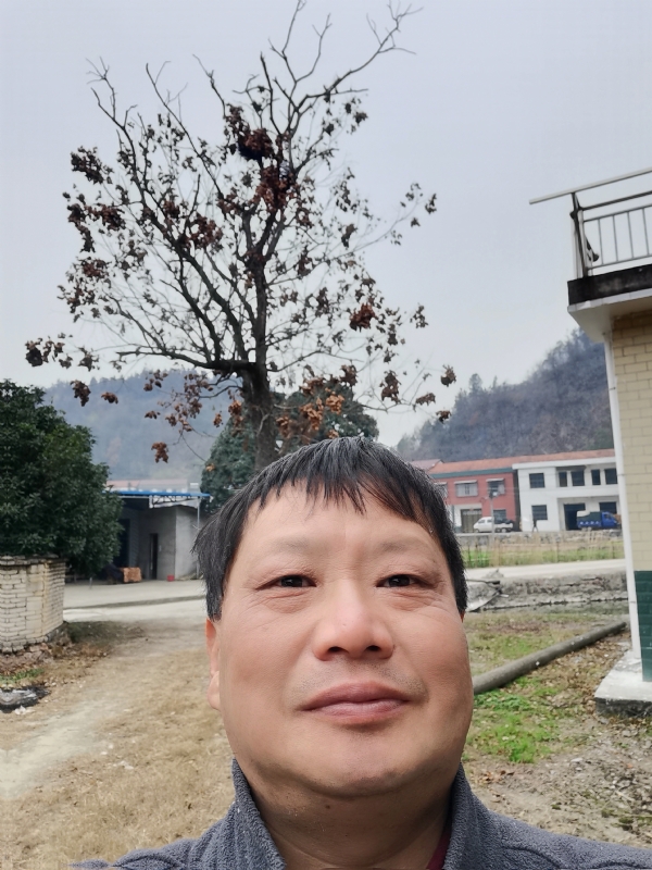 苏众青春冲浪的第一张照片--上饶相亲服务中心