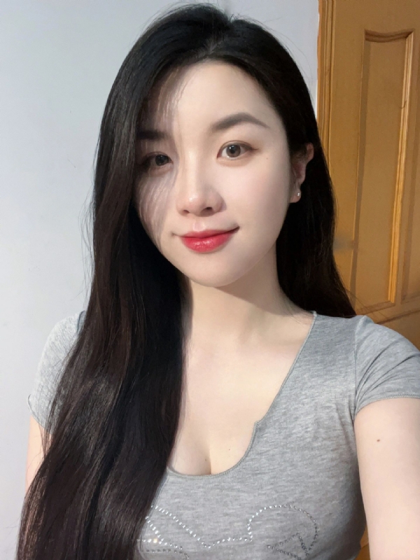 乔乔在寻爱的第二张照片--上饶相亲服务中心