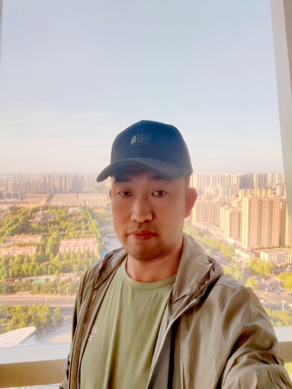 勇攀高峰的第二张照片--上饶相亲服务中心