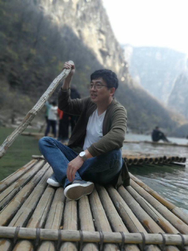 风被吹走了的第二张照片--上饶相亲服务中心
