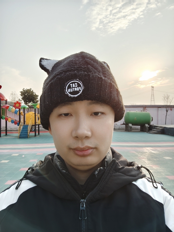 王连杰的第一张照片--上饶相亲服务中心